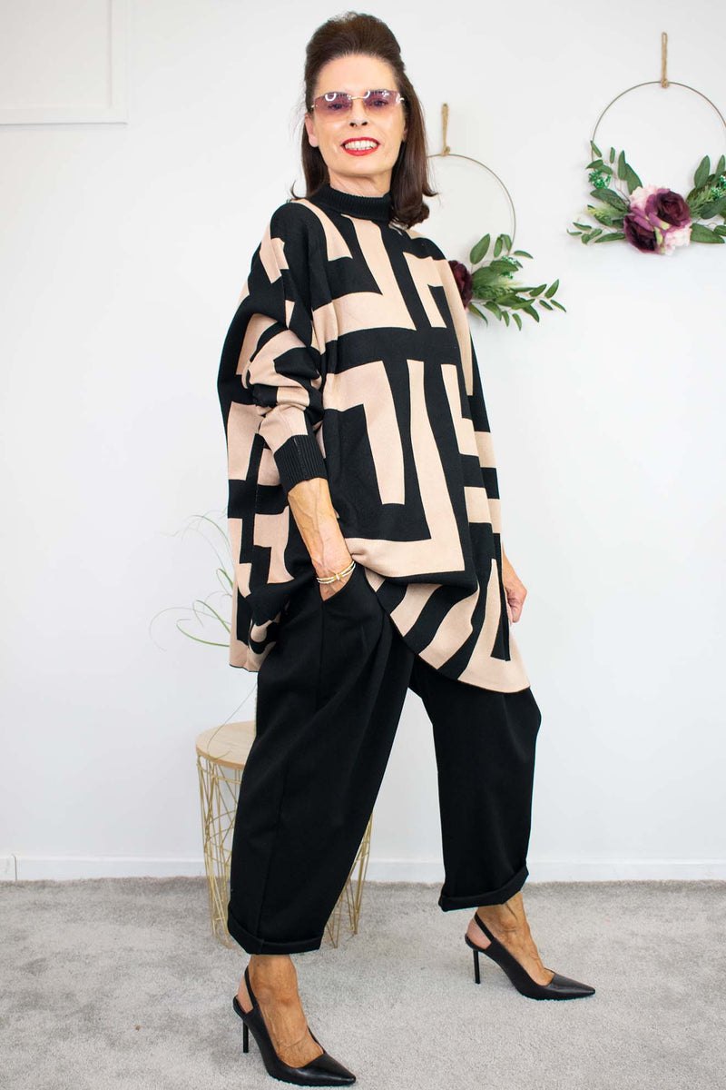 Hampton Swing Jumper in Camel and Black