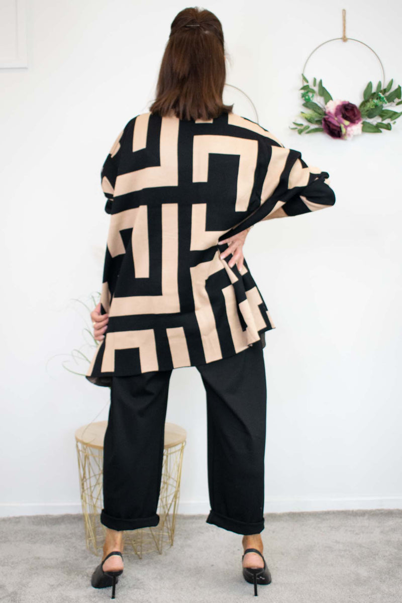 Hampton Swing Jumper in Camel and Black