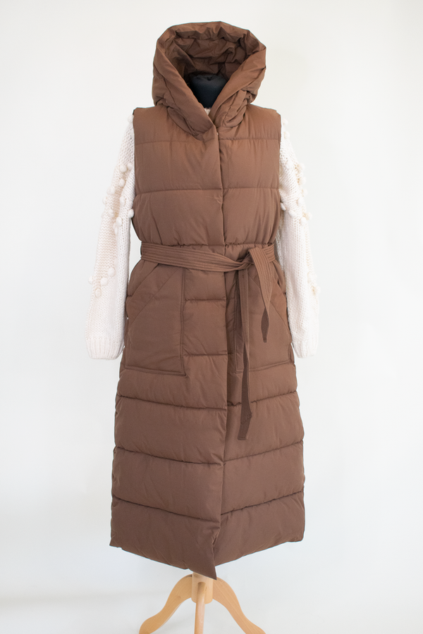Naya Hooded Puffer Gilet with Quilted Design in Chocolate