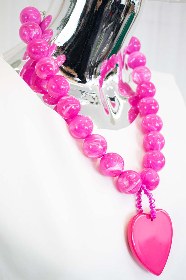 Beaded Heart Marble Effect Necklace in Fuchsia Pink