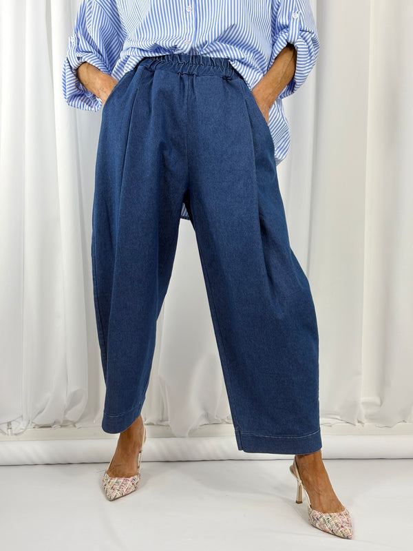 Amalfi barrel shape jeans in pre wash