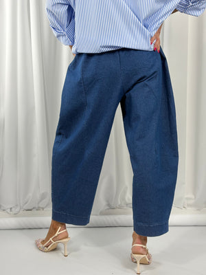 Amalfi barrel shape jeans in pre wash