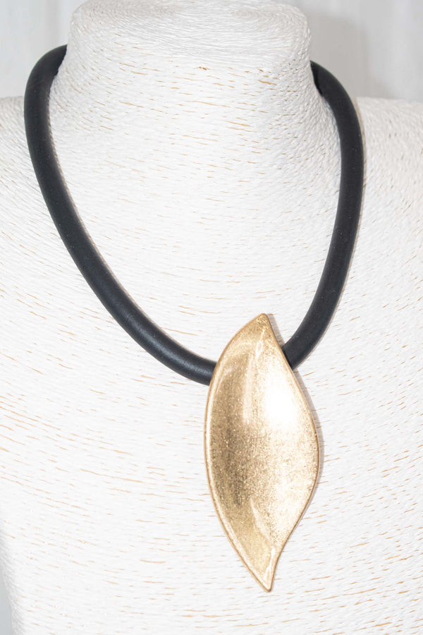 Gold Leaf Pendant Rubber Necklace
