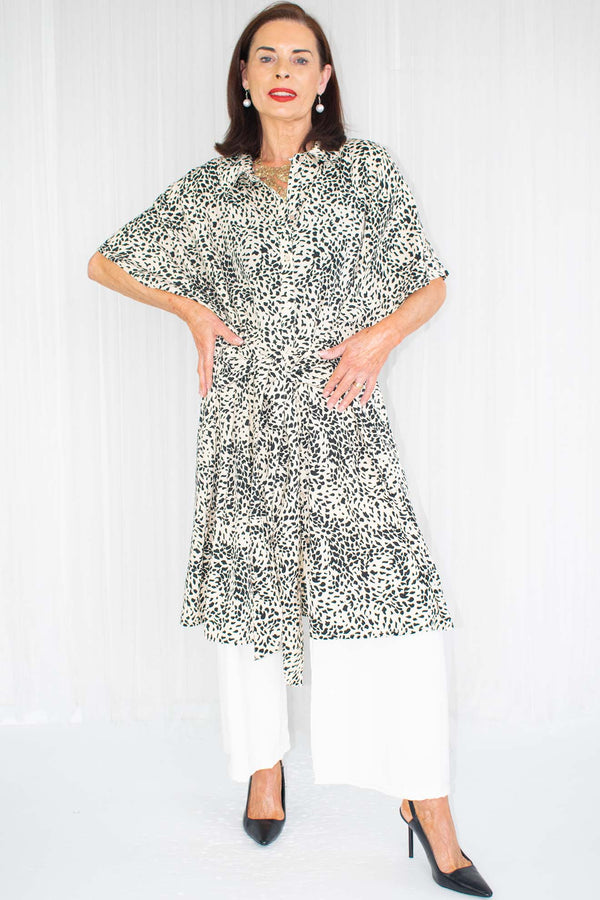 Annalise Patterned Shirt Dress/Tunic in Leopard Print