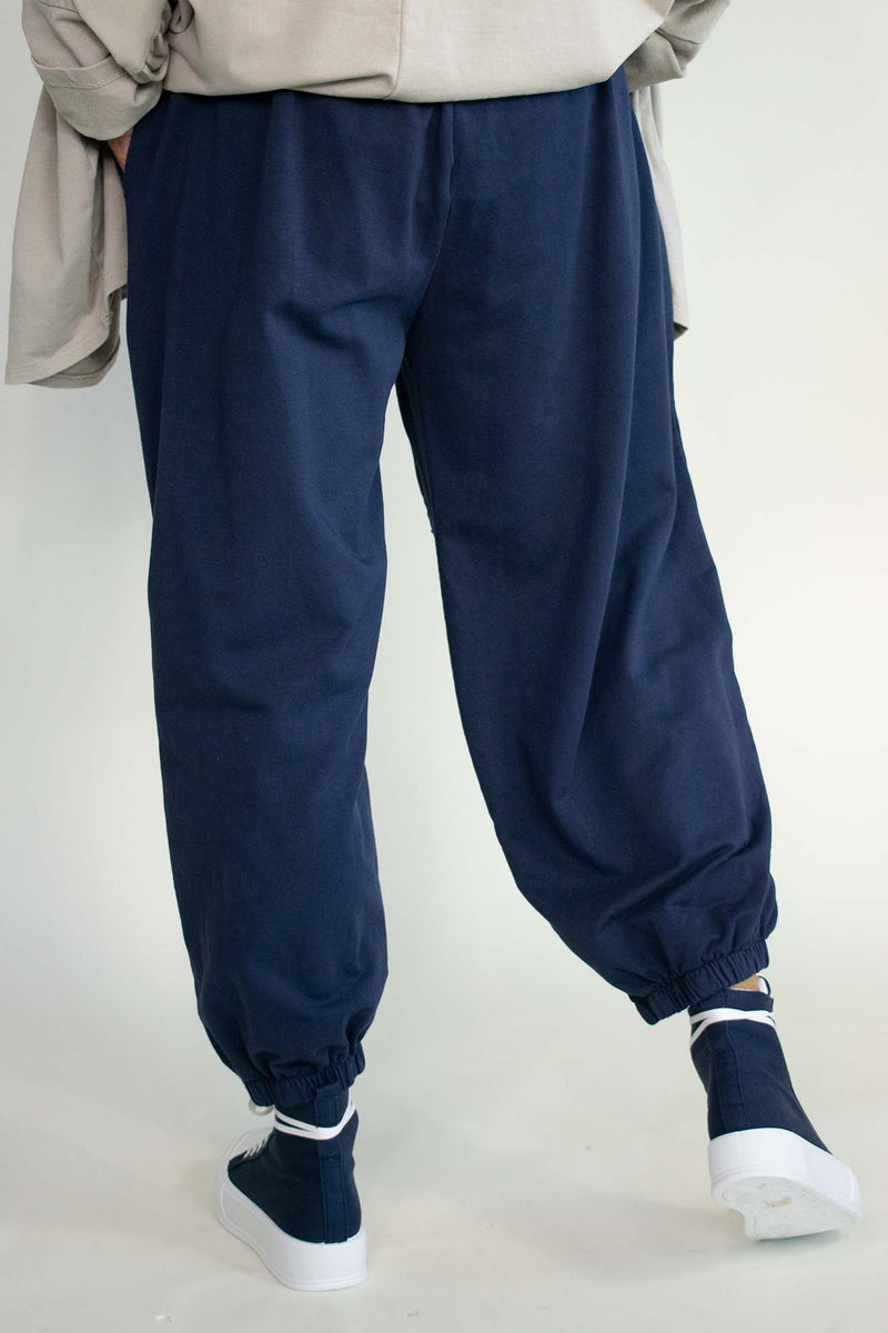 Joannah Cocoon Trousers in Navy