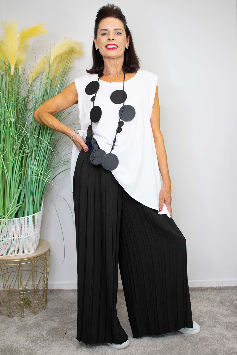 Pleated Palazzo Trouser in Black