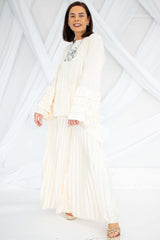 Sané Floaty Pleated Suit  in Cream