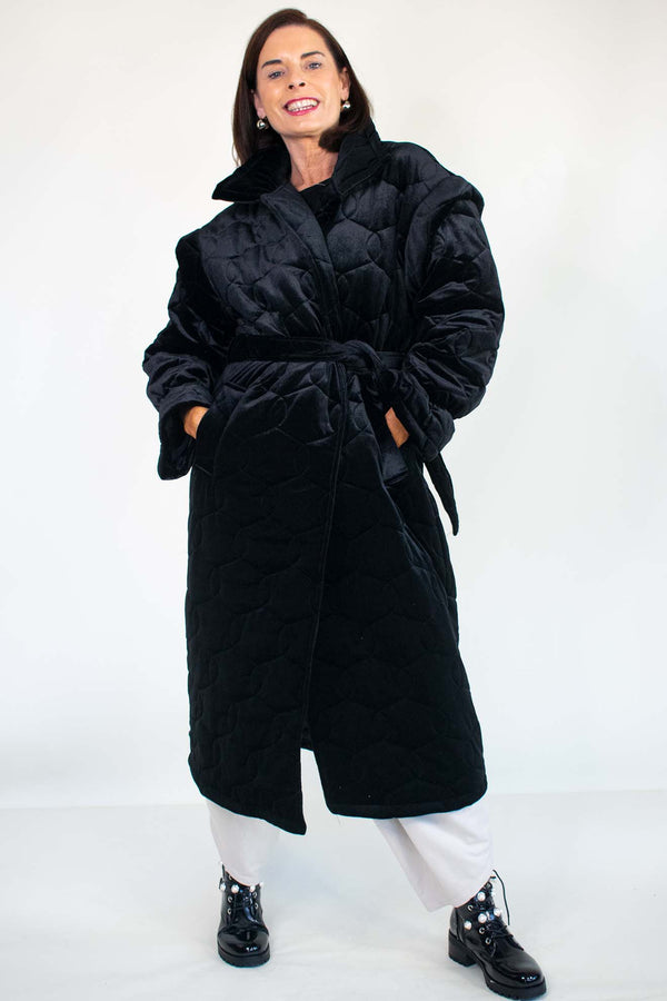 Quinnie Quilted Velour Coat in Classic Black