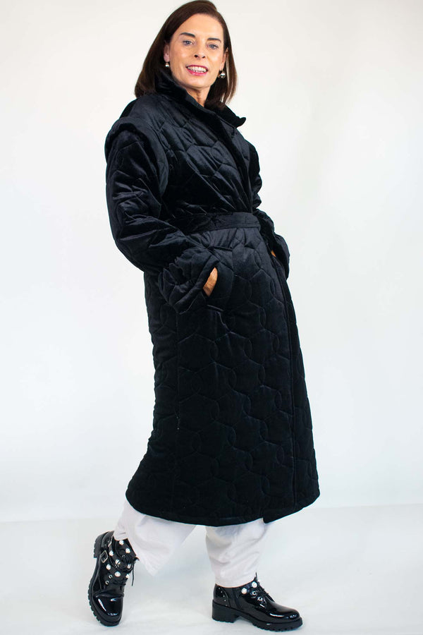 Quinnie Quilted Velour Coat in Classic Black