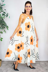 Senorita Dress in Mustard Daisy Print