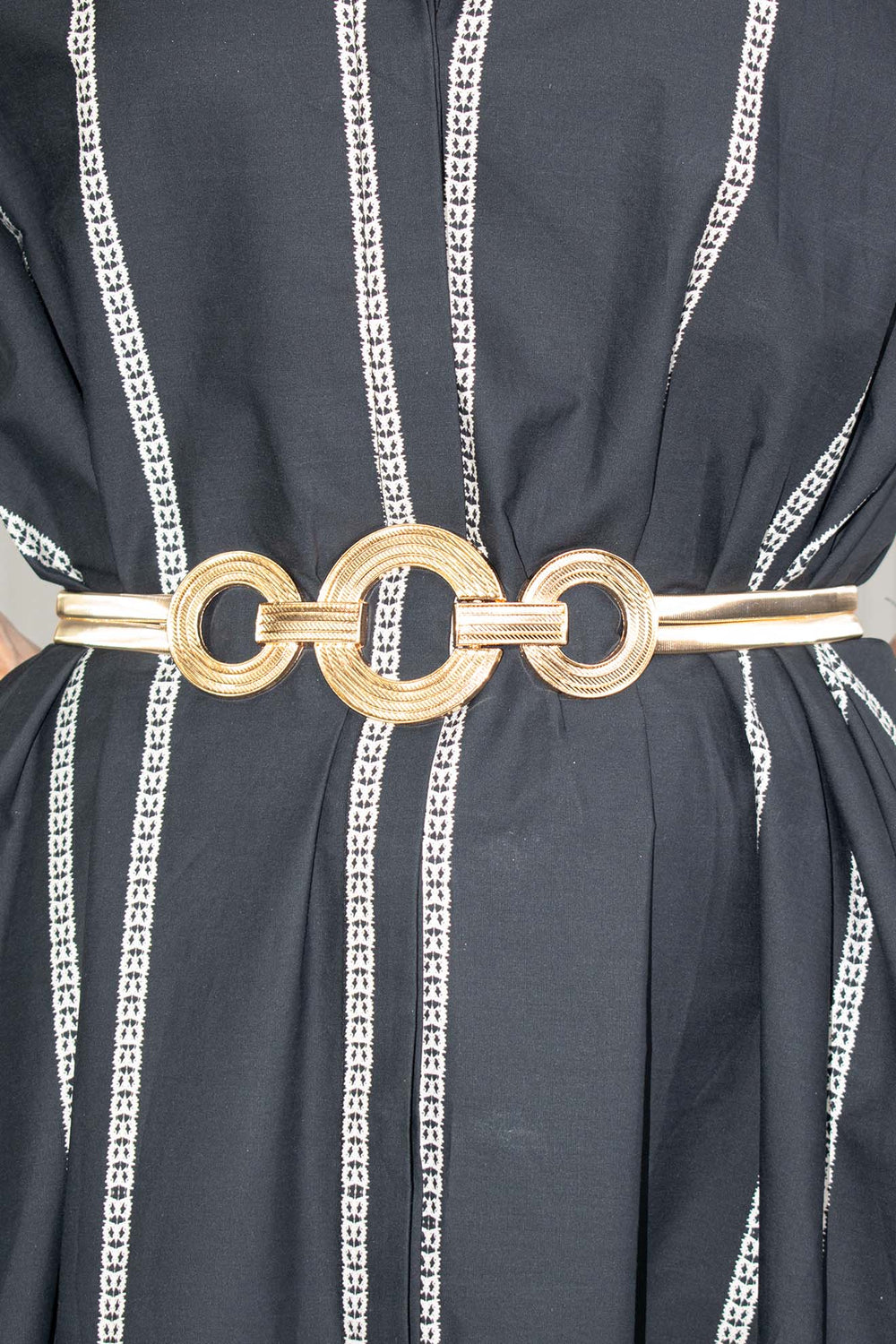 Slinky Circle Buckle Belt in Gold - Bond Street Store