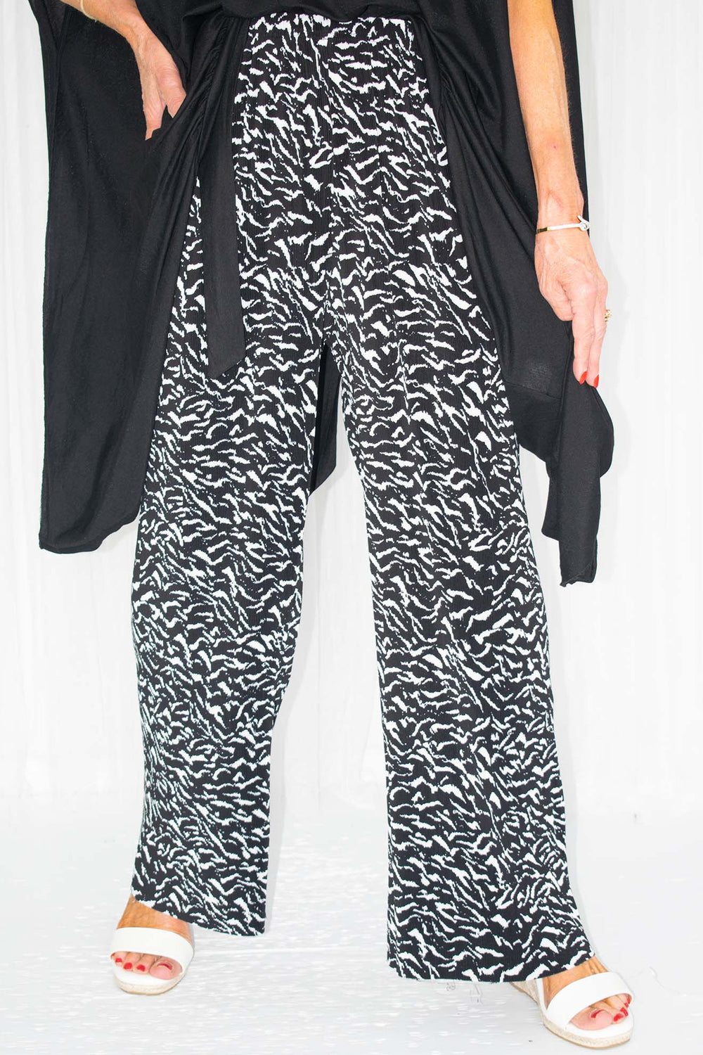 Hailey Pleated Trousers in Zebra Print