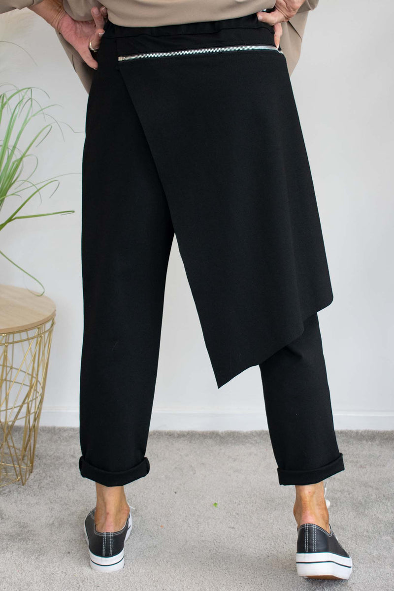 Zoey Zip Detail Trouser in Black