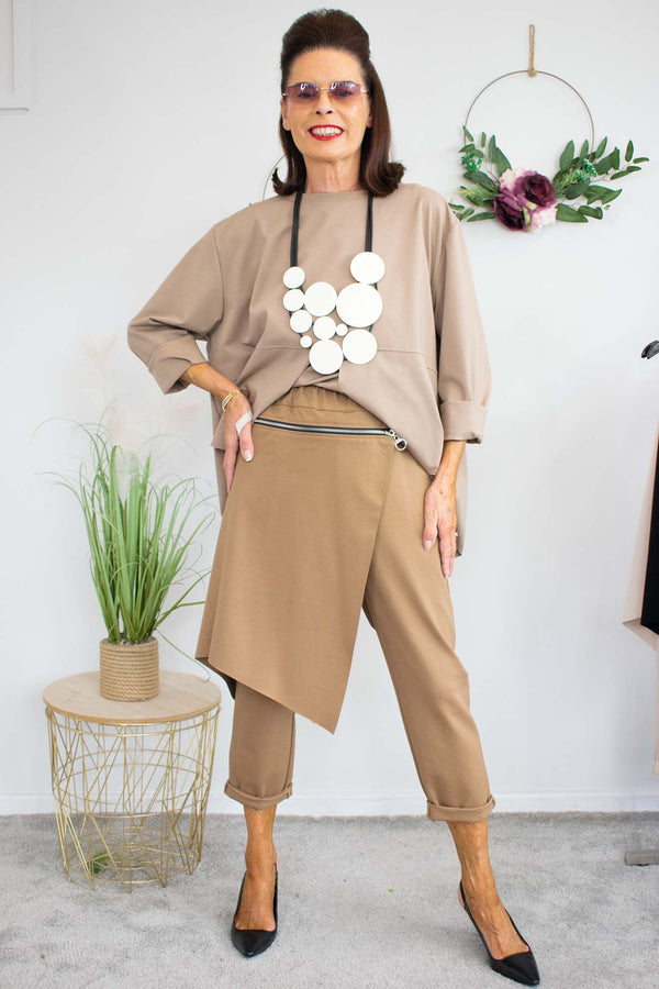 Zoey Zip Detail Trouser in Camel