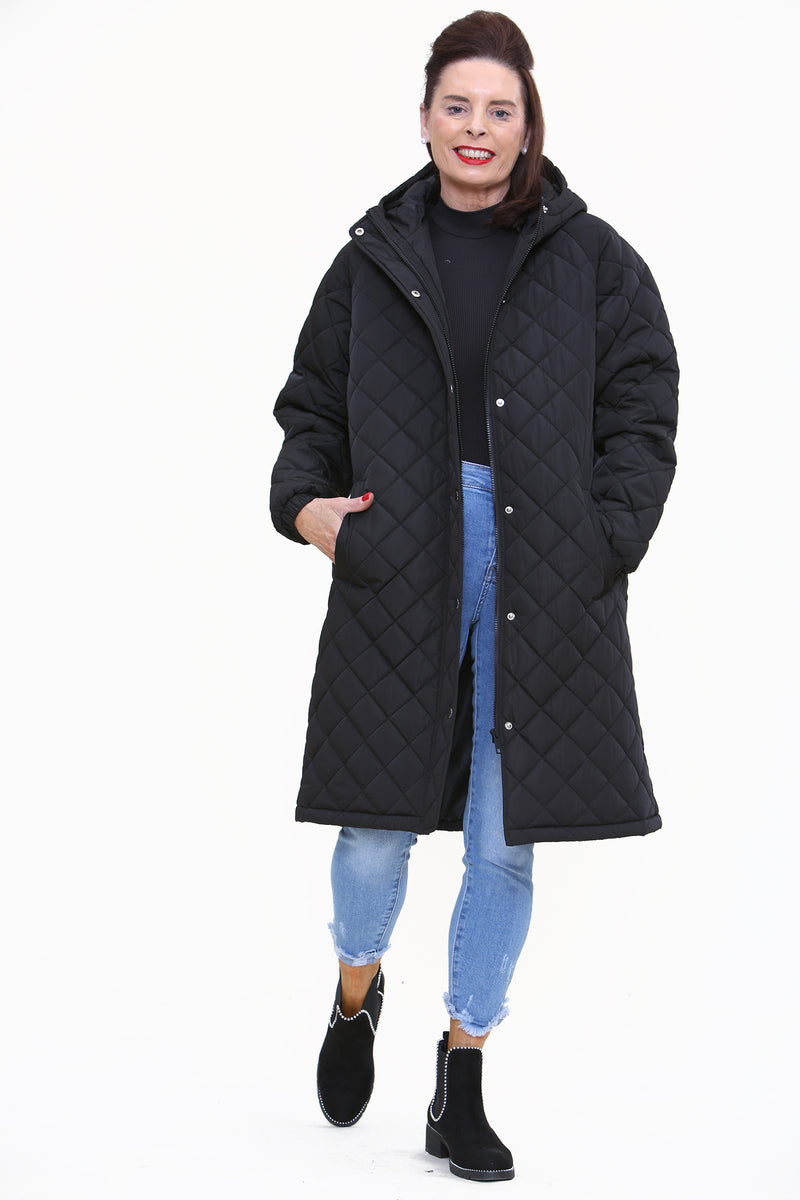 GATESHEAD Diamond Quilted Country Jacket In Black