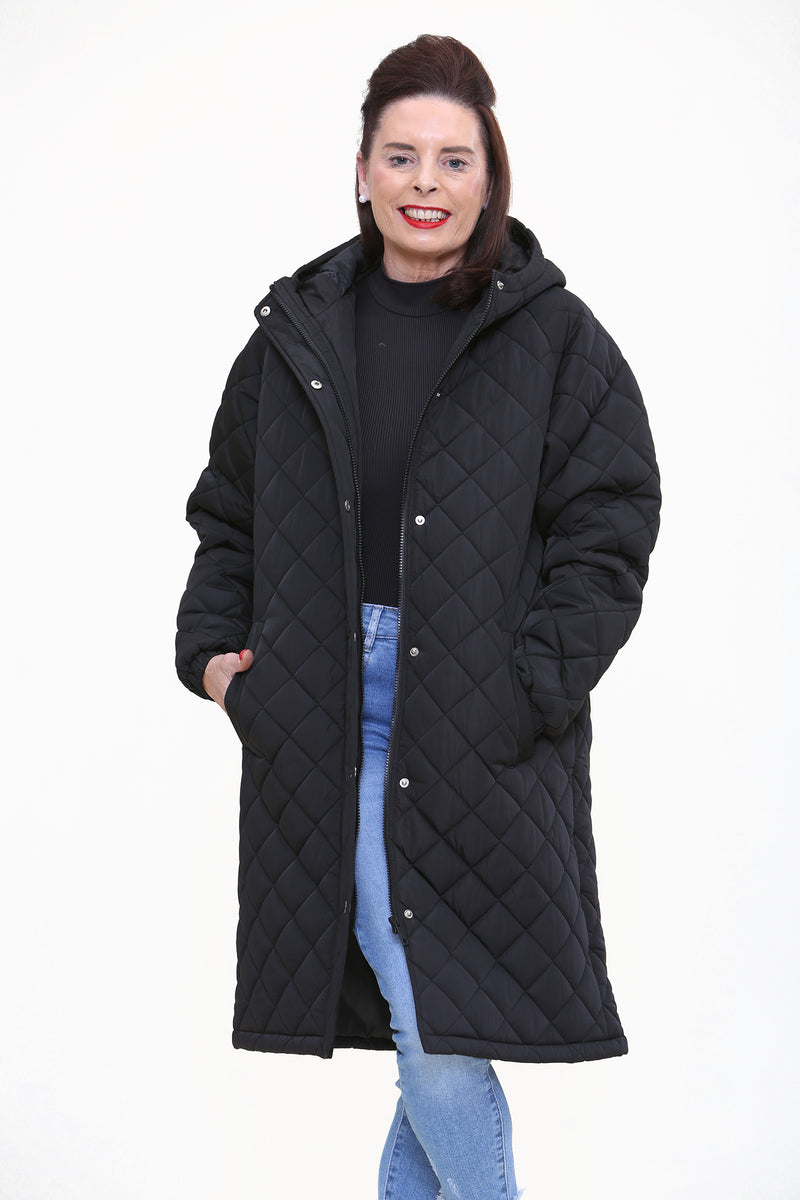 GATESHEAD Diamond Quilted Country Jacket In Black