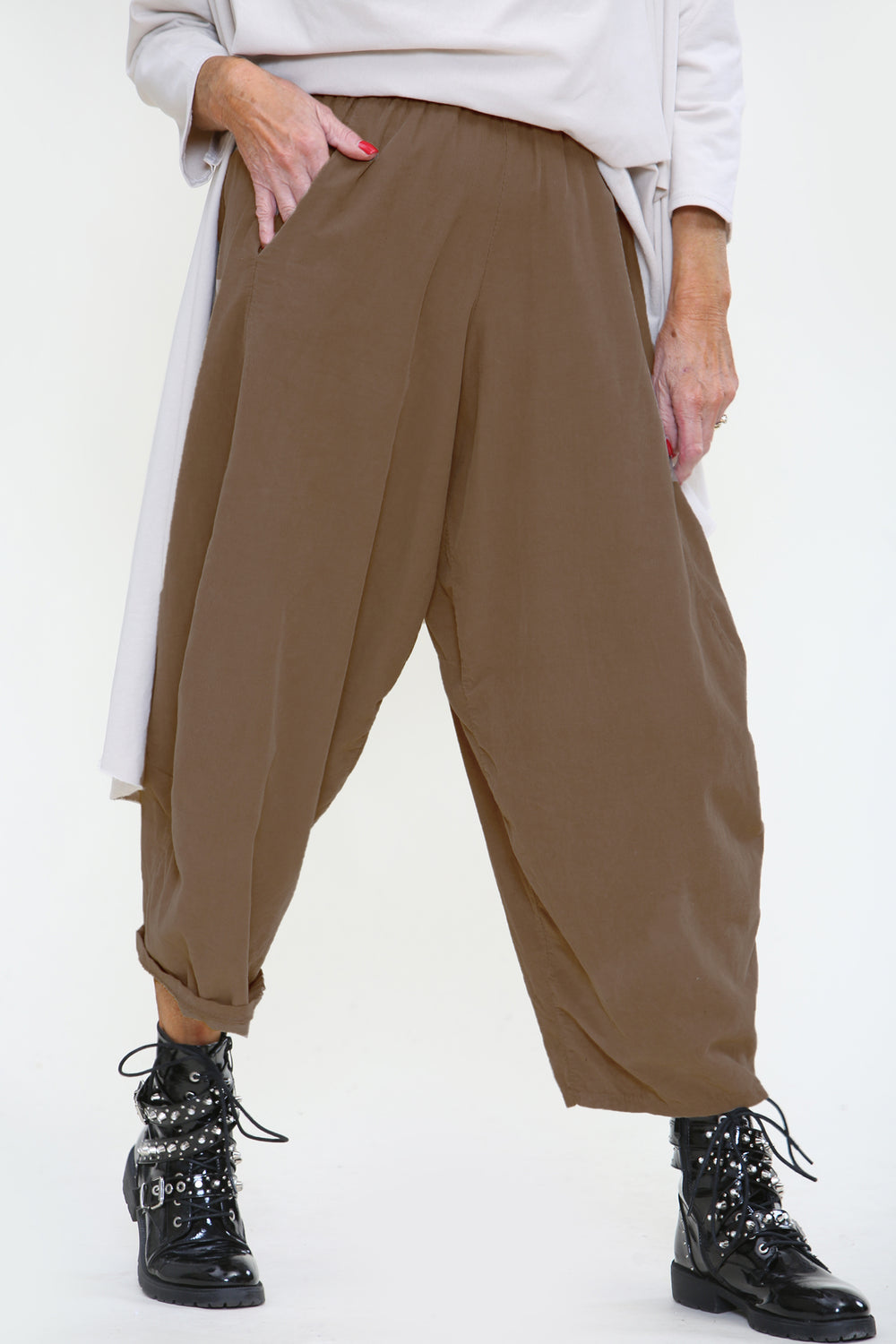 Lilly Cord Ballon Trouser In Mocha - Bond Street Store