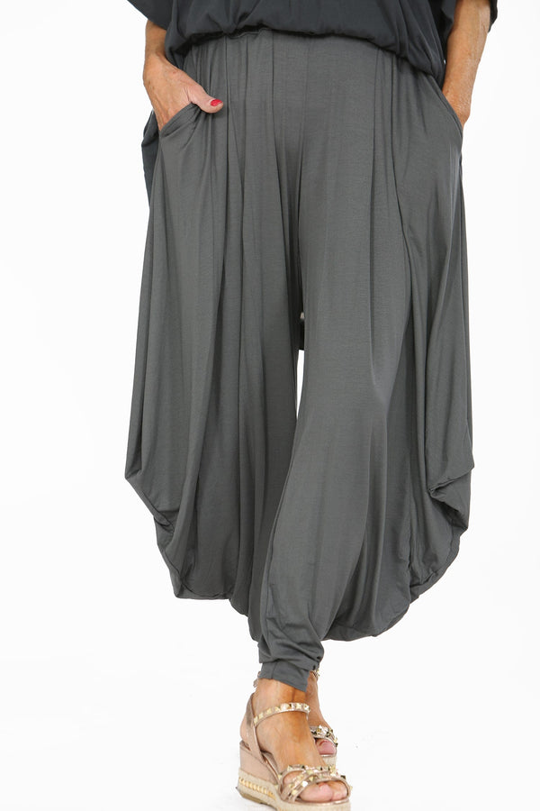 Balloon Style Harlem Trousers in Dark Grey