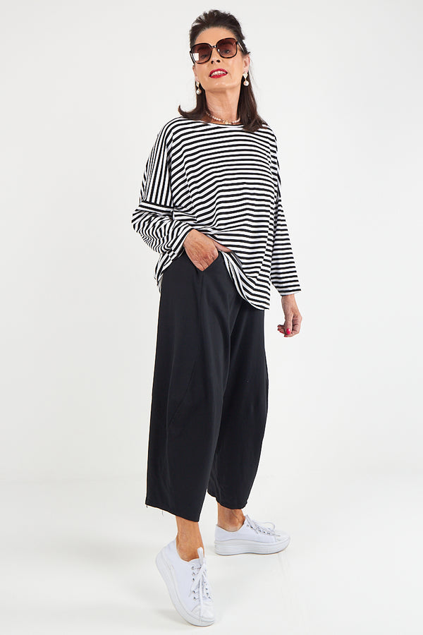 Vannesa Striped Top In Black